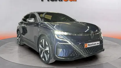 Azul Usado 2023 Renault Megane E-Tech Techno Berlina | 19.490 € (Super precio)