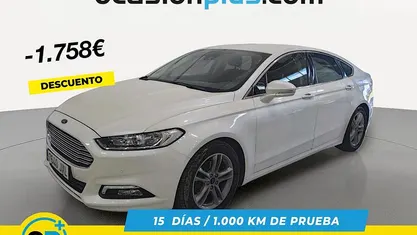 Usado Ford Mondeo Trend 160 CV (117 kW) 2017 Blanco Berlina