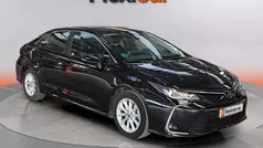 Negro Usado 2023 Toyota Corolla Active Berlina | 19.490 € (Precio justo)
