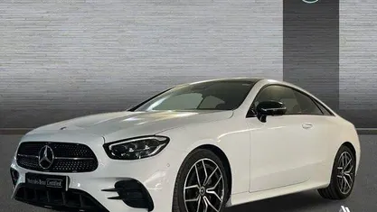 Blanco Usado 2023 Mercedes E220 Coupe | 54.500 € (Precio justo)