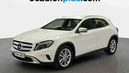 Blanco Usado 2014 Mercedes GLA200 Urban SUV | 17.500 € (Precio justo)