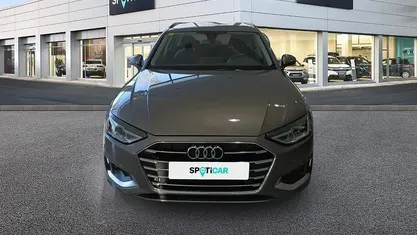 Begagnad Audi A4 Advanced Plus 163 HK (119 kW) 2020 Grå Kombi
