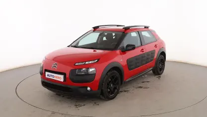 Usado Citroën C4 Feel 82 CV (60 kW) 2017 Rojo SUV