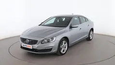 Plata Usado 2017 Volvo S60 Momentum Berlina | 15.699 € (Buen precio)
