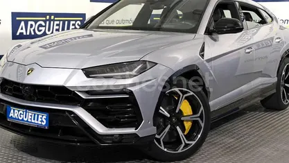 Usado Lamborghini Urus 666 CV (489 kW) 2019 Gris / plata SUV