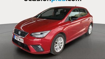 Usado Seat Ibiza FR 110 CV (80 kW) 2023 Rojo Utilitario