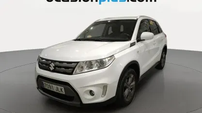 Usado Suzuki Vitara GLX 120 CV (88 kW) 2016 Blanco SUV