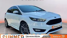 Blanco Usado 2018 Ford Focus ST-Line Berlina | 16.590 € (Precio justo)