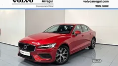 Rojo Usado 2023 Volvo S60 Core Berlina | 33.990 € (Precio justo)