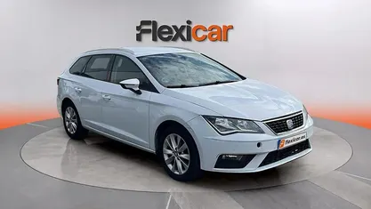 Usado Seat Leon Style 116 CV (85 kW) 2019 Berlina
