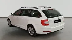 Blanco Usado 2020 Skoda Octavia Ambition Familiar | 16.290 € (Buen precio)