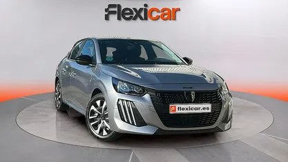 Usado Peugeot 208 Allure 102 CV (75 kW) 2024 Gris Utilitario