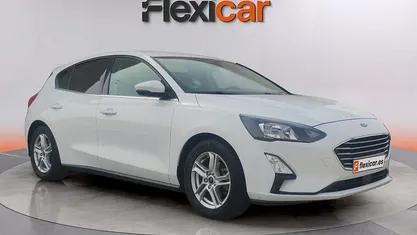 Usado Ford Focus Trend 120 CV (88 kW) 2021 Blanco Utilitario