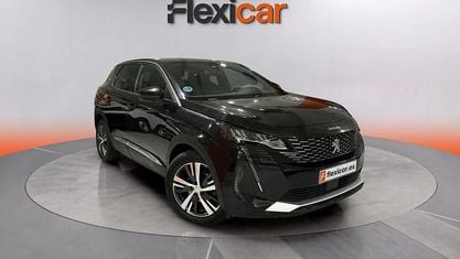 Usado Peugeot 3008 Allure 131 CV (96 kW) 2023 Negro SUV