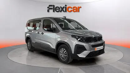 Usado Peugeot Rifter Allure 102 CV (75 kW) 2025 Monovolumen