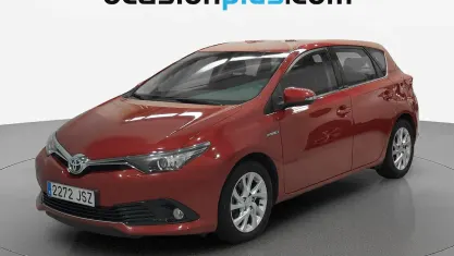 Usado Toyota Auris Hybrid Active 136 CV (100 kW) 2016 Rojo Utilitario