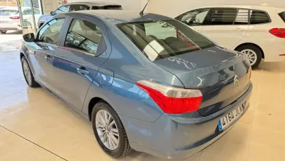 Usado Citroën C-Elysee I Exclusive 82 CV (60 kW) 2016 Azul Berlina
