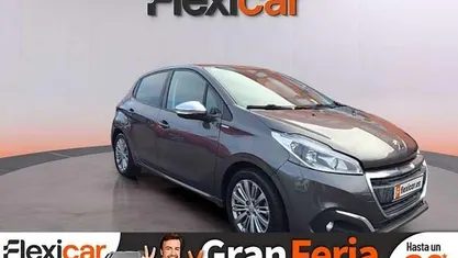 Usado 2017 Peugeot 208 Style Utilitario | 6560 € (Buen precio)
