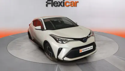 Usado Toyota C-HR Active 122 CV (89 kW) 2022 Blanco SUV