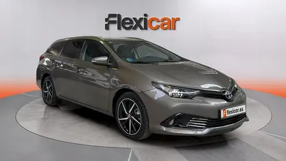 Usado Toyota Auris Hybrid Edition 136 CV (100 kW) 2018 Familiar