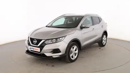 Usado Nissan Qashqai Acenta 140 CV (102 kW) 2019 Gris SUV
