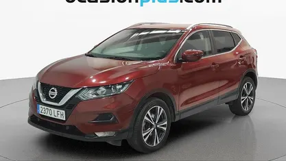 Usado Nissan Qashqai Acenta 140 CV (102 kW) 2020 Rojo SUV