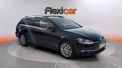 Käytetty VW Golf VII Advance 115 HP (84 kW) 2019 Sedan