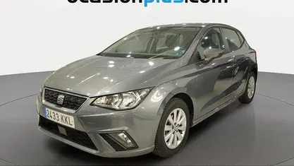 Usado Seat Ibiza Style 75 CV (55 kW) 2018 Gris Utilitario