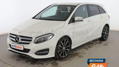 Usado Mercedes B200 Urban 136 CV (100 kW) 2016 Blanco Monovolumen