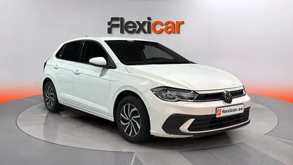 Usado VW Polo Life 95 CV (69 kW) 2023 Utilitario