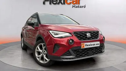 Usado Seat Arona FR 90 CV (66 kW) 2021 Rojo SUV