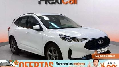 Usado Ford Kuga ST-Line 150 CV (110 kW) 2025 Blanco SUV