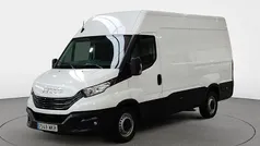 Blanco Usado 2023 Iveco Daily Berlina | 24.174 € (Super precio)