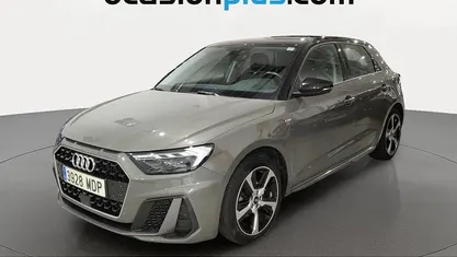 Usado Audi A1 Sportback S-Line 110 CV (80 kW) 2023 Gris Utilitario
