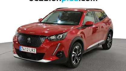 Usado Peugeot 2008 Allure 131 CV (96 kW) 2021 Rojo SUV