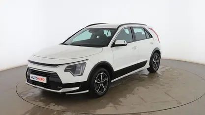 Usado Kia Niro 129 CV (94 kW) 2025 Blanco SUV