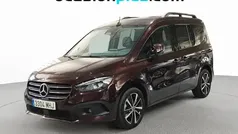 Rojo Usado 2023 Mercedes 180 Berlina | 27.728 € (Super precio)