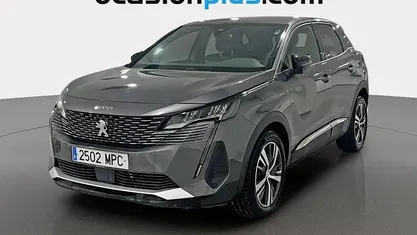 Usado 2024 Peugeot 3008 Allure SUV | 17.264 € (Buen precio)