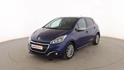 Usado Peugeot 208 Allure 110 CV (80 kW) 2016 Azul Utilitario
