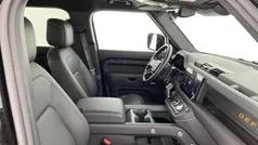 Santorini black Usado 2024 Land Rover Defender SE Dynamic SUV | 86.900 € (Precio justo)