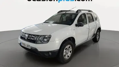 Usado Dacia Duster Lauréate 110 CV (80 kW) 2015 Blanco SUV