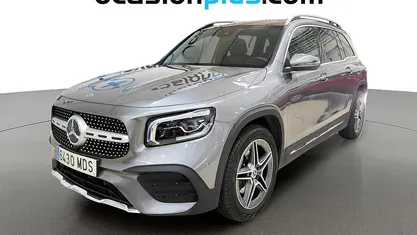 Gris Usado 2023 Mercedes 200 AMG SUV | 33.455 € (Precio justo)