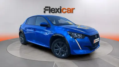 Usado Peugeot e-208 Allure 100 kW (136 CV) 2021 Azul Utilitario