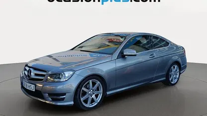 Gris plata Usado 2013 Mercedes C220 Coupe | 14.990 € (Precio justo)