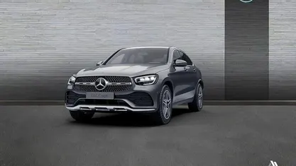 Usado Mercedes GLC300 AMG line 245 CV (180 kW) 2022 Coupe