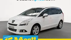 Blanco Usado 2013 Peugeot 5008 Style Monovolumen | 8580 € (Precio justo)