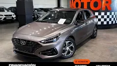 Marrón Usado 2022 Hyundai i30 Familiar | 15.449 € (Buen precio)