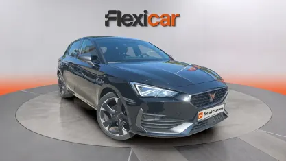 Usado Cupra Leon 190 CV (139 kW) 2023 Negro Berlina