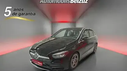 Usado Mercedes B180 116 CV (85 kW) 2022 Negro Monovolumen
