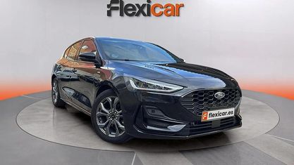 Usado Ford Focus ST-Line 125 HP (91 kW) 2023 Preto Sedan